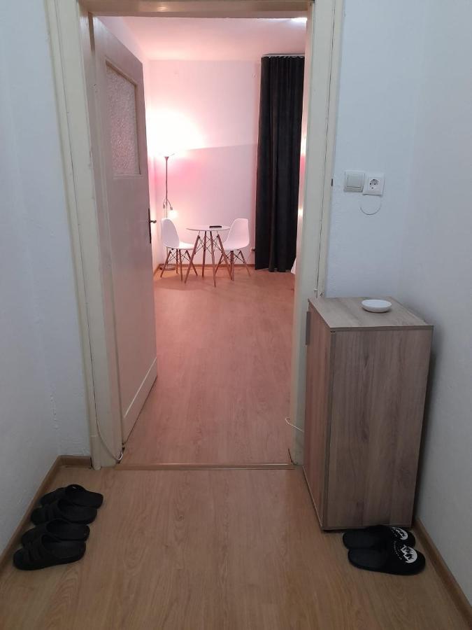 Piata Unirii- 1 Room Studio Apartment Timisoara Exterior photo